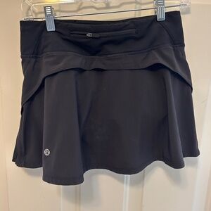 Lululemon play off the pleats skirt size 4